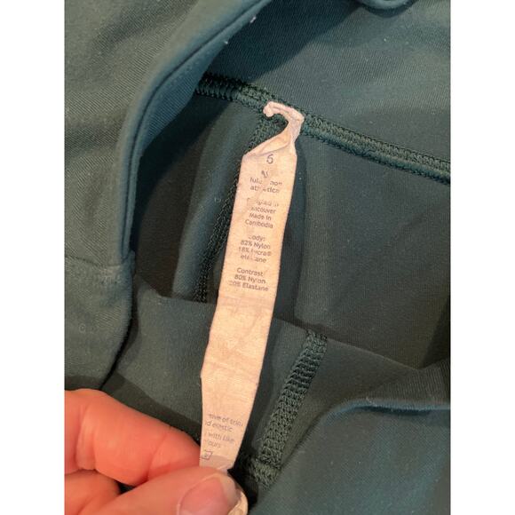 Lululemon Size 6 Criss Cross Back with Mesh Emerald Green Workout Yoga Gym - Picture 6 of 9